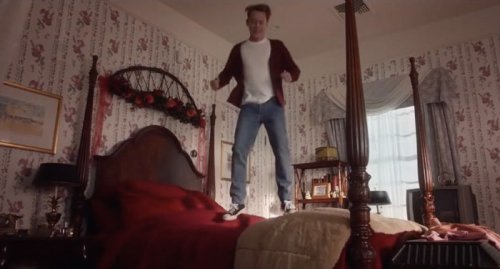 Компания Google сняла рекламу по мотивам фильма "Один дома" с Маколеем Калкиным (16 фото + видео)